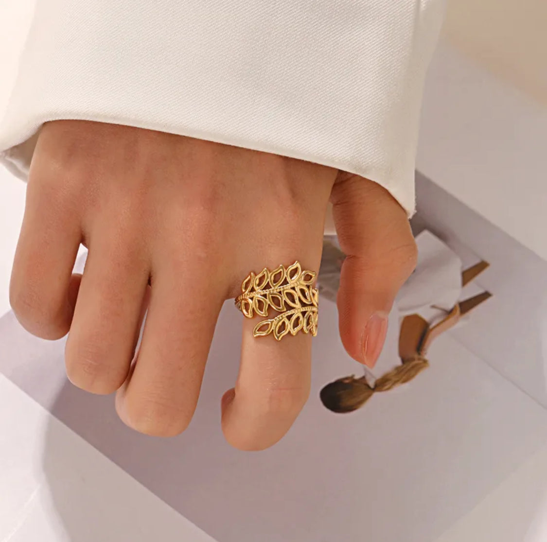 ANILLO HOJAS