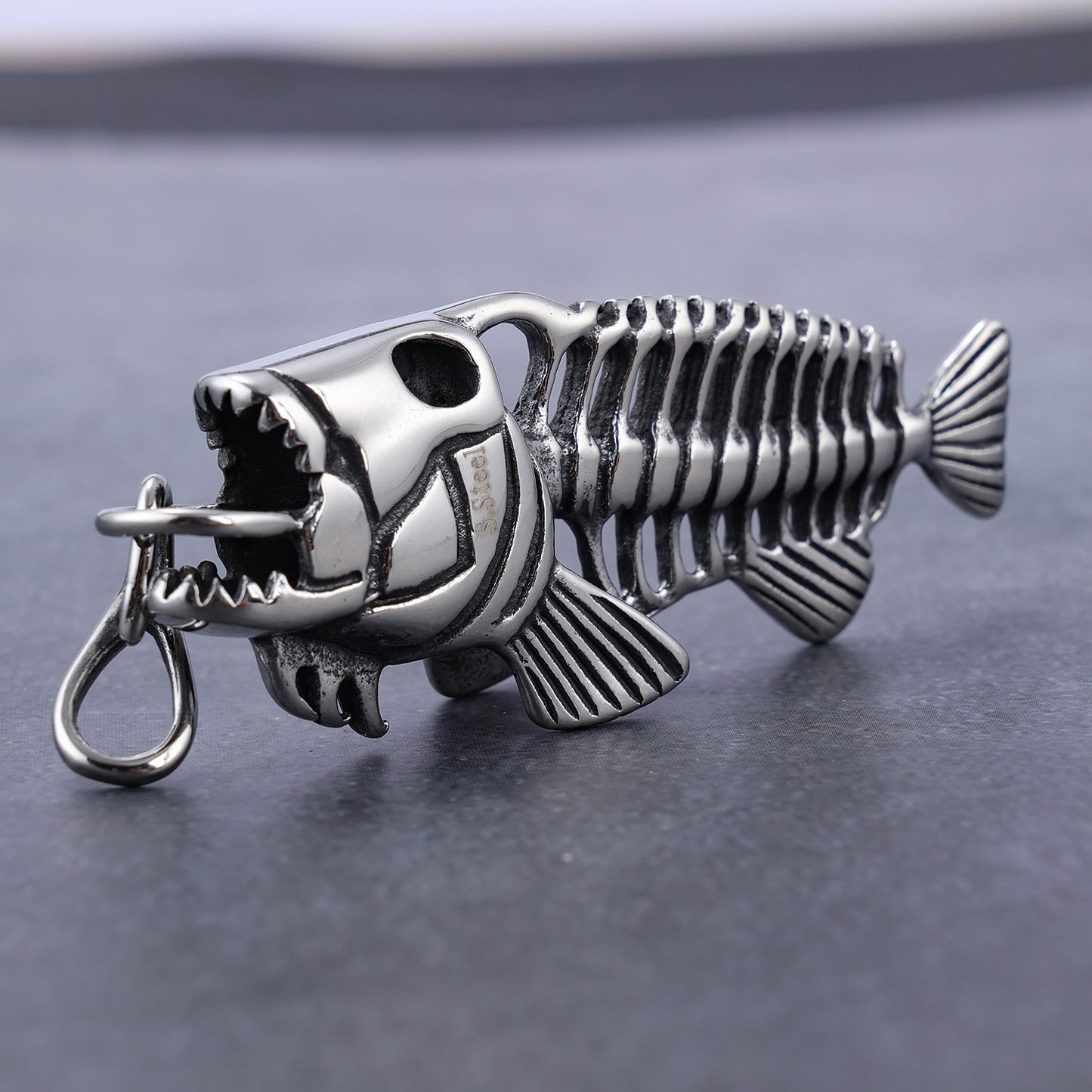 COLLAR PEZ PESCADO