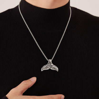 COLLAR ALETA BALLENA